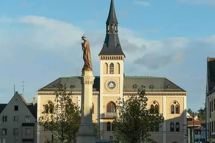 Neue 561 Frauenprofile in